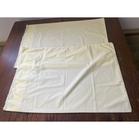 Sears Perma-Prest Pillowcase 2 Yellow w/ White Crochet Trim 42" x 36" Vtg READ - Picture 9 of 12